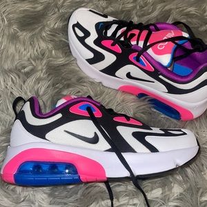 Nike never worn shoes